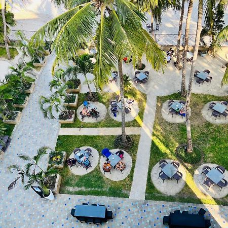 Cowrie Shell Beach Apartments Official Бамбурі Екстер'єр фото